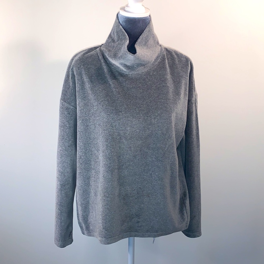 Banana Republic size M gray mock neck sweater.